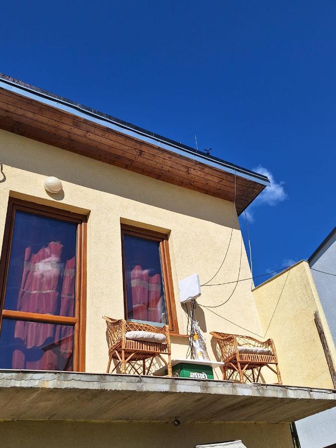 Sunset House Piestany Bungalow Banka Εξωτερικό φωτογραφία